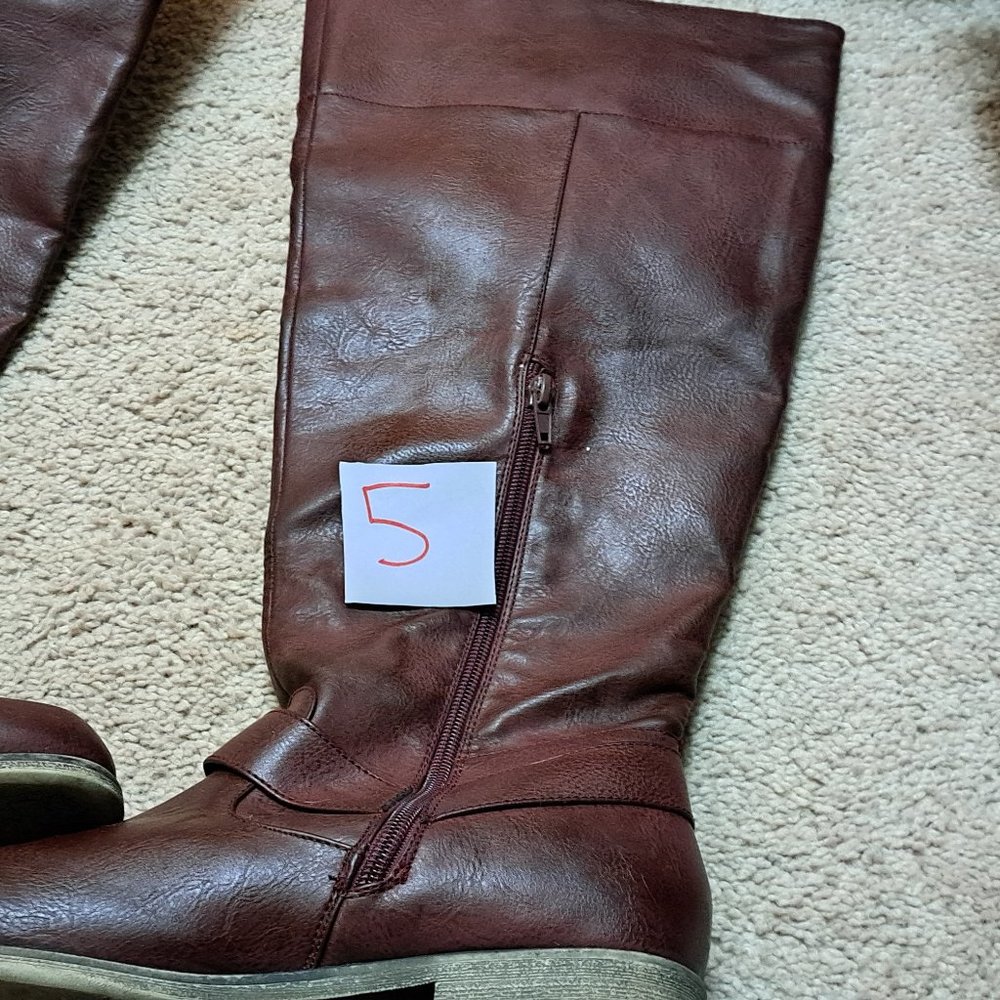 LEATHER/VINYL WOMENS BOOT